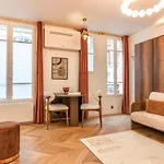 Chine-4 City View Air Conditioner Apartment 4 Pax